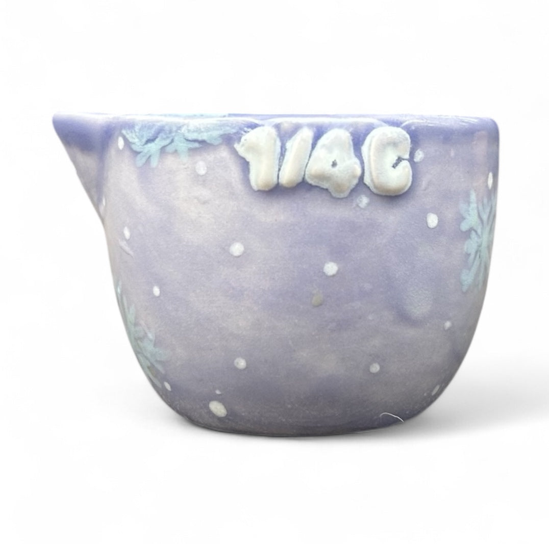 Four Seasons Measuring Cups