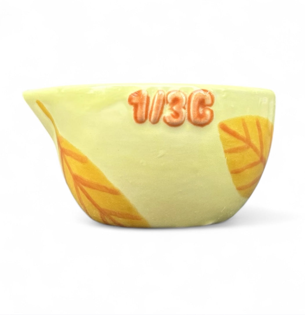 Four Seasons Measuring Cups
