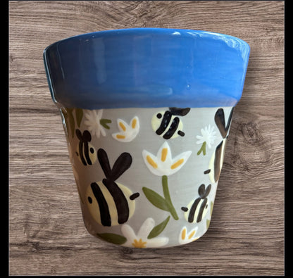 Bumblebee Flower Pot