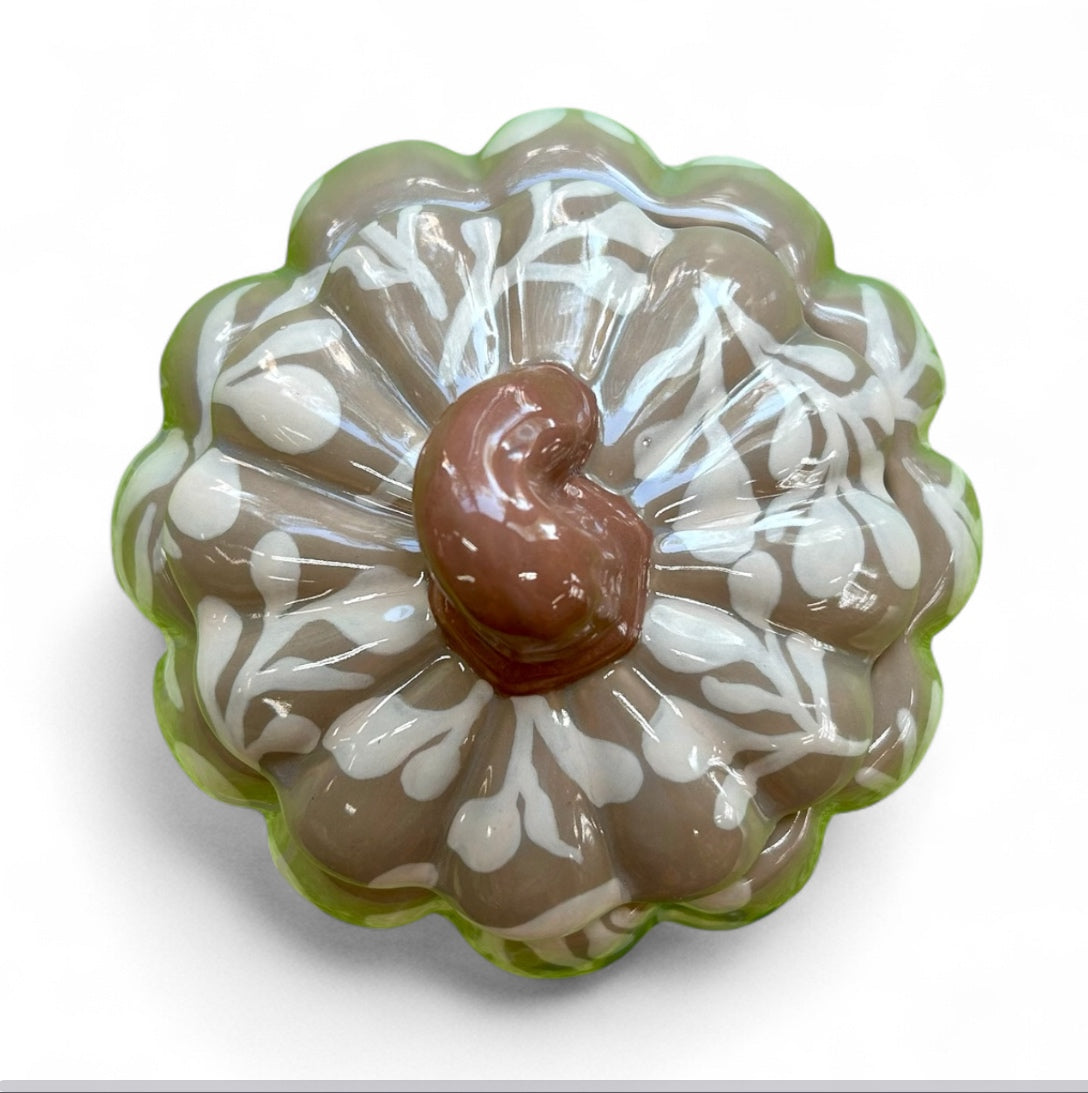Vine Pumpkin Jar - Taupe